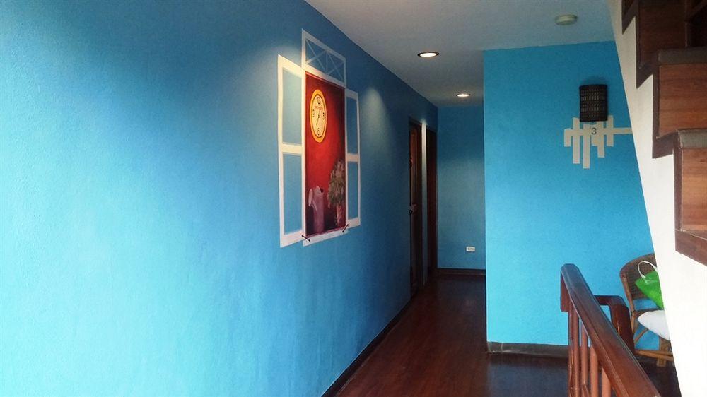Oyo 437 Hostel Na Nara Бангкок Екстер'єр фото