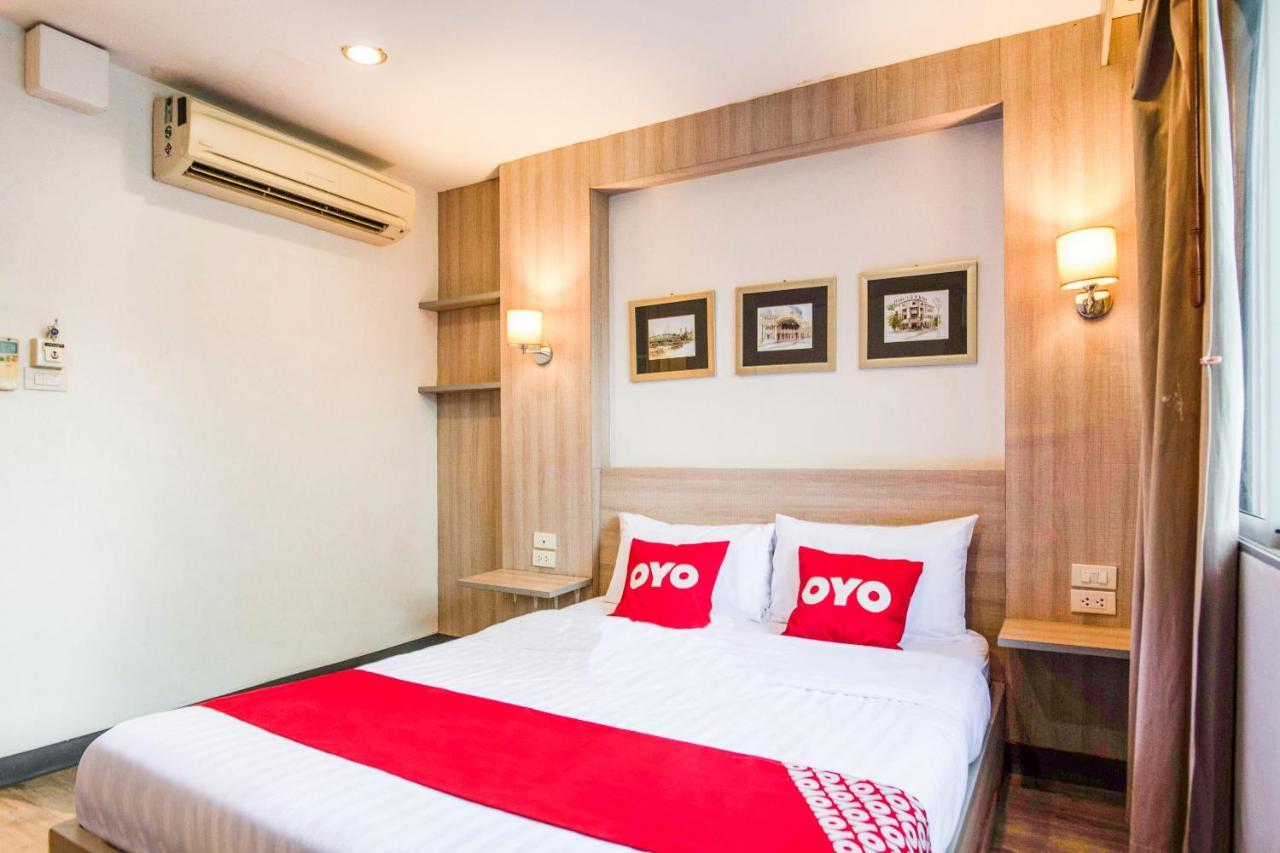 Oyo 437 Hostel Na Nara Бангкок Екстер'єр фото